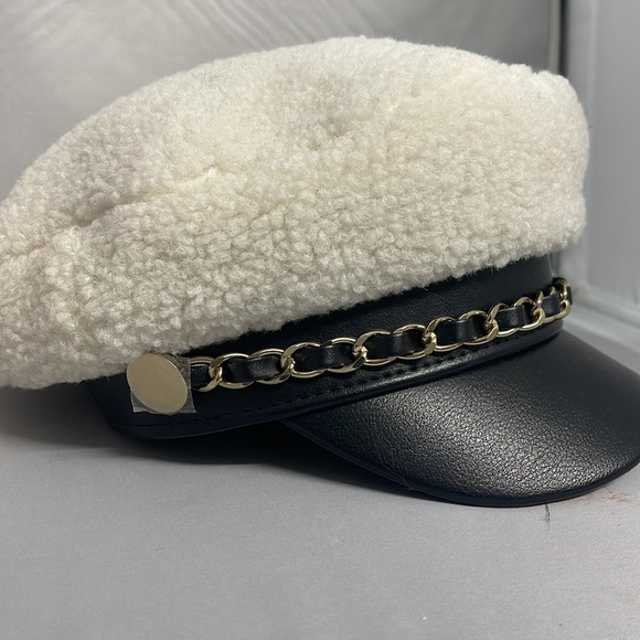 BNWT Women's Steve Madden Ivory/Black Captain style Hat - Picture 4 of 9